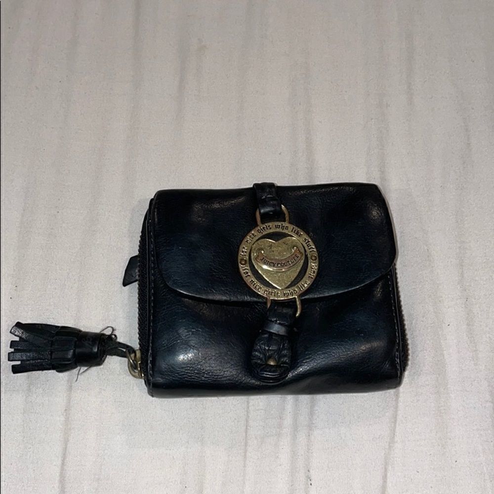 Multi pocket juicy couture black leather wallet